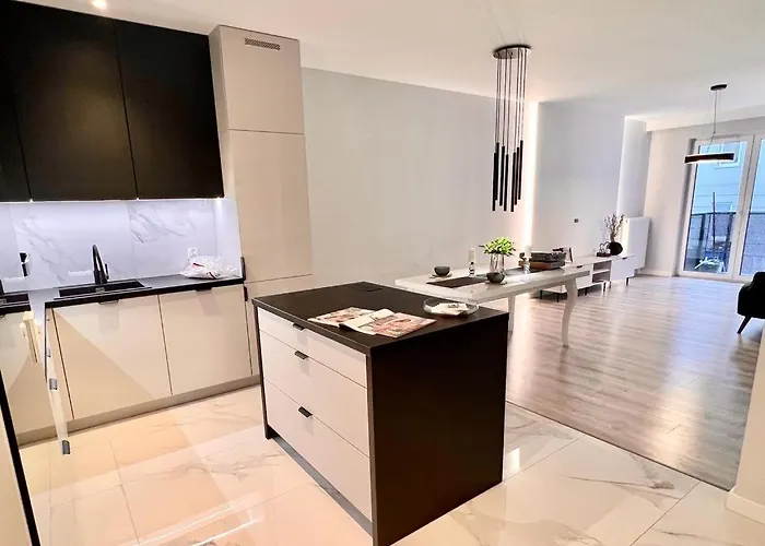 Apartment Przy Dmowskiego Nowe Poznan